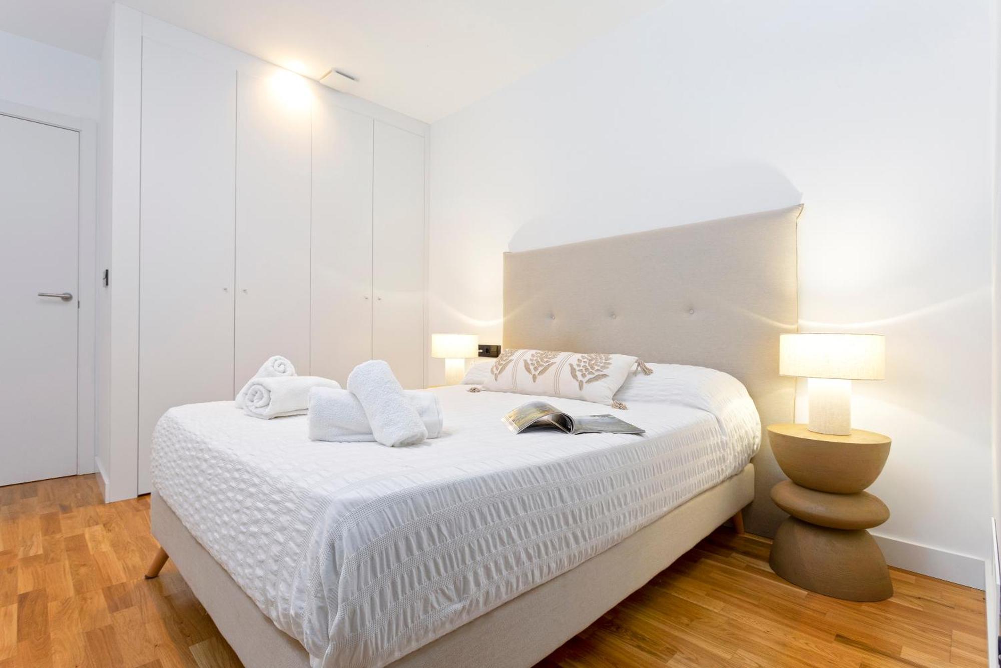 Malagueta Beach Front Luxury Apartment By Rent Me Malaga Bagian luar foto