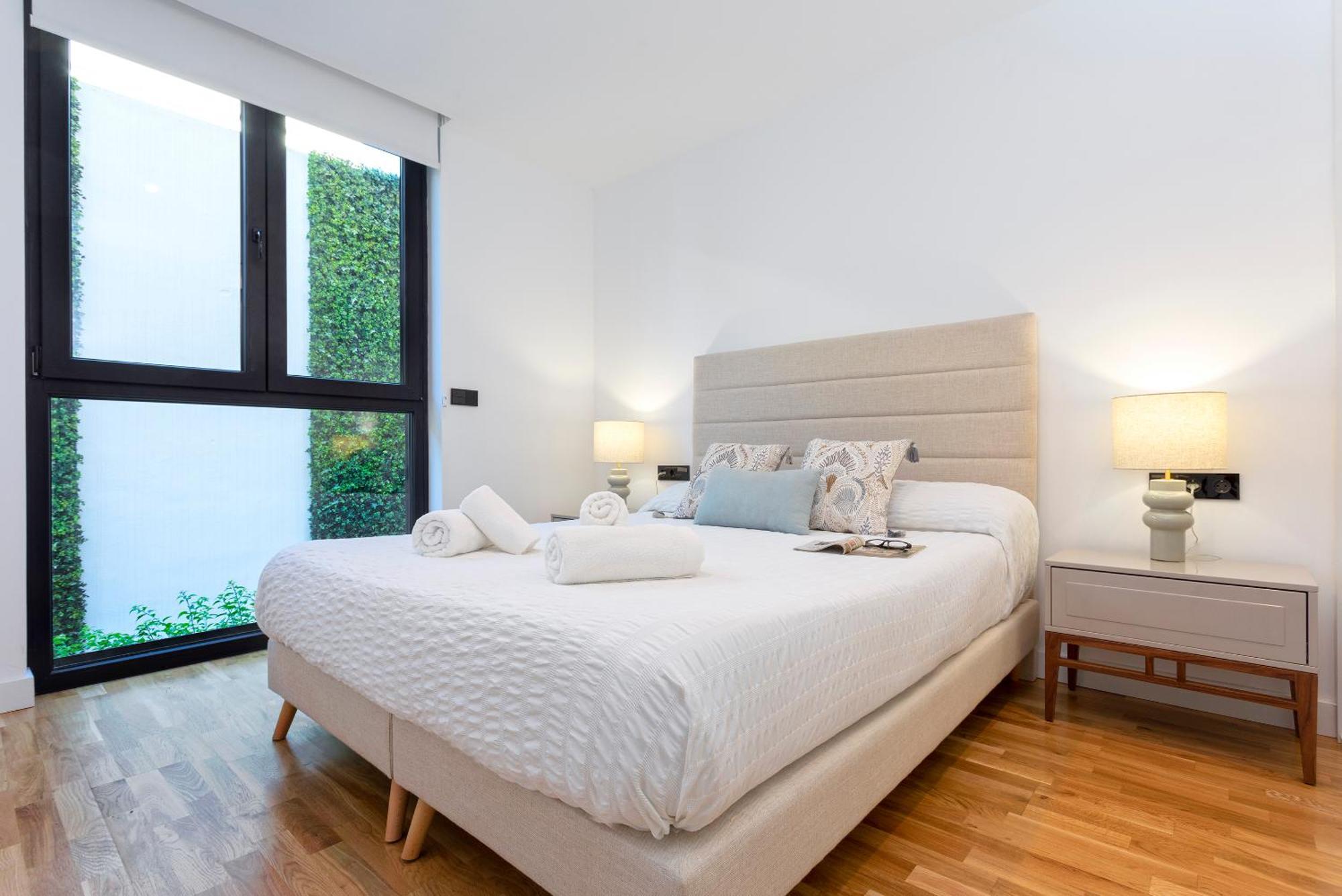 Malagueta Beach Front Luxury Apartment By Rent Me Malaga Bagian luar foto