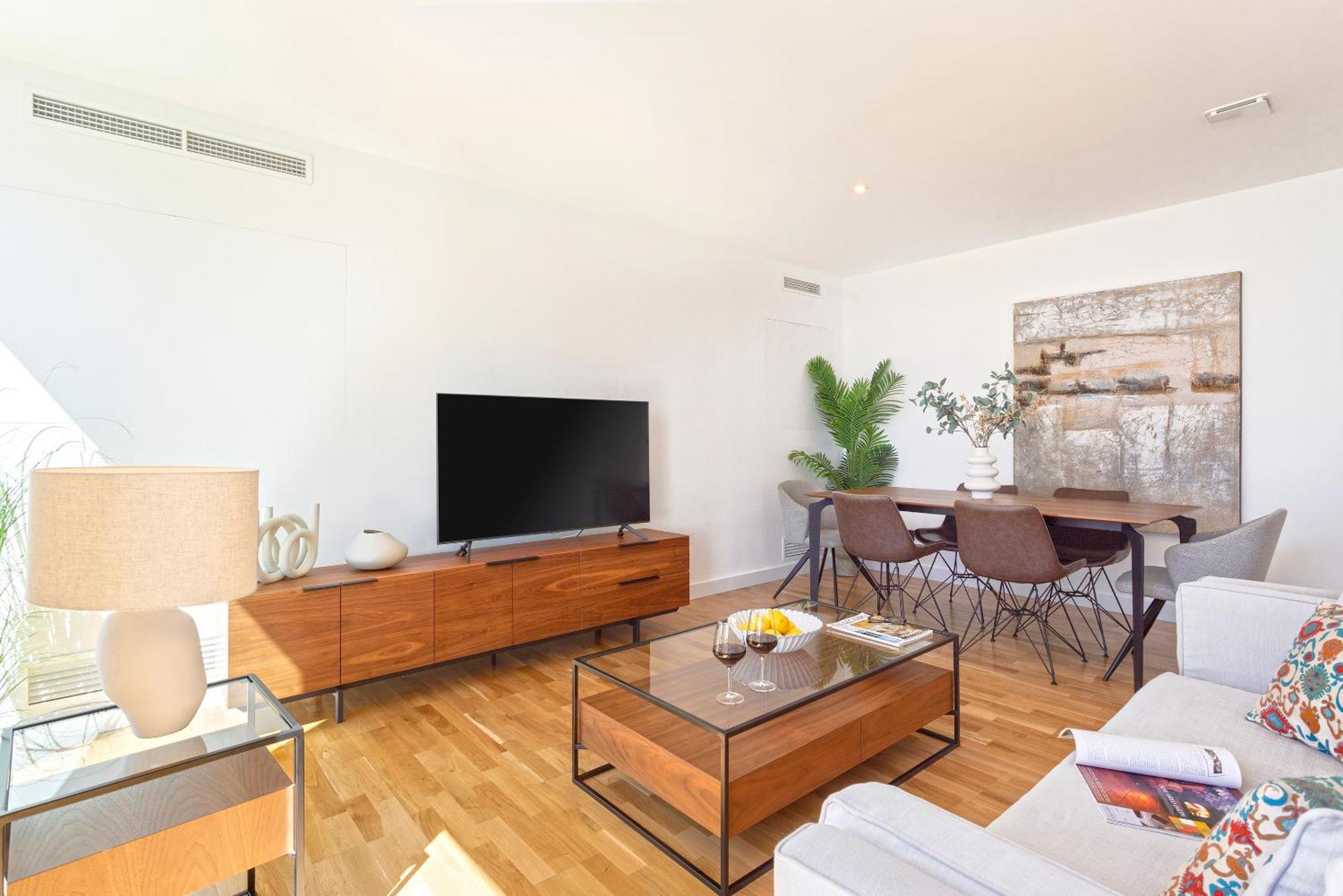 Malagueta Beach Front Luxury Apartment By Rent Me Malaga Bagian luar foto